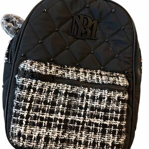 NWT Badgley Mischka Black And White Big Diamond Quilted Backpack MSRP $169
